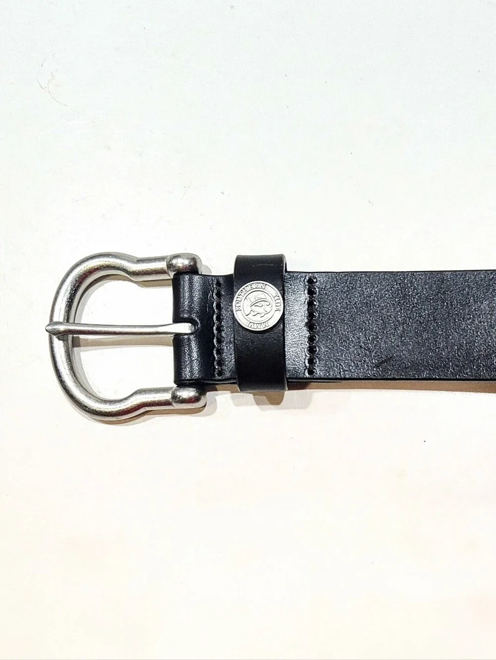 Southern Tide Men's Classic Black Leather Belt Size 38 Skipjack Shackle Buckle